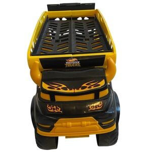 Hot Wheels Bone Shaker Monster Truck Carrier